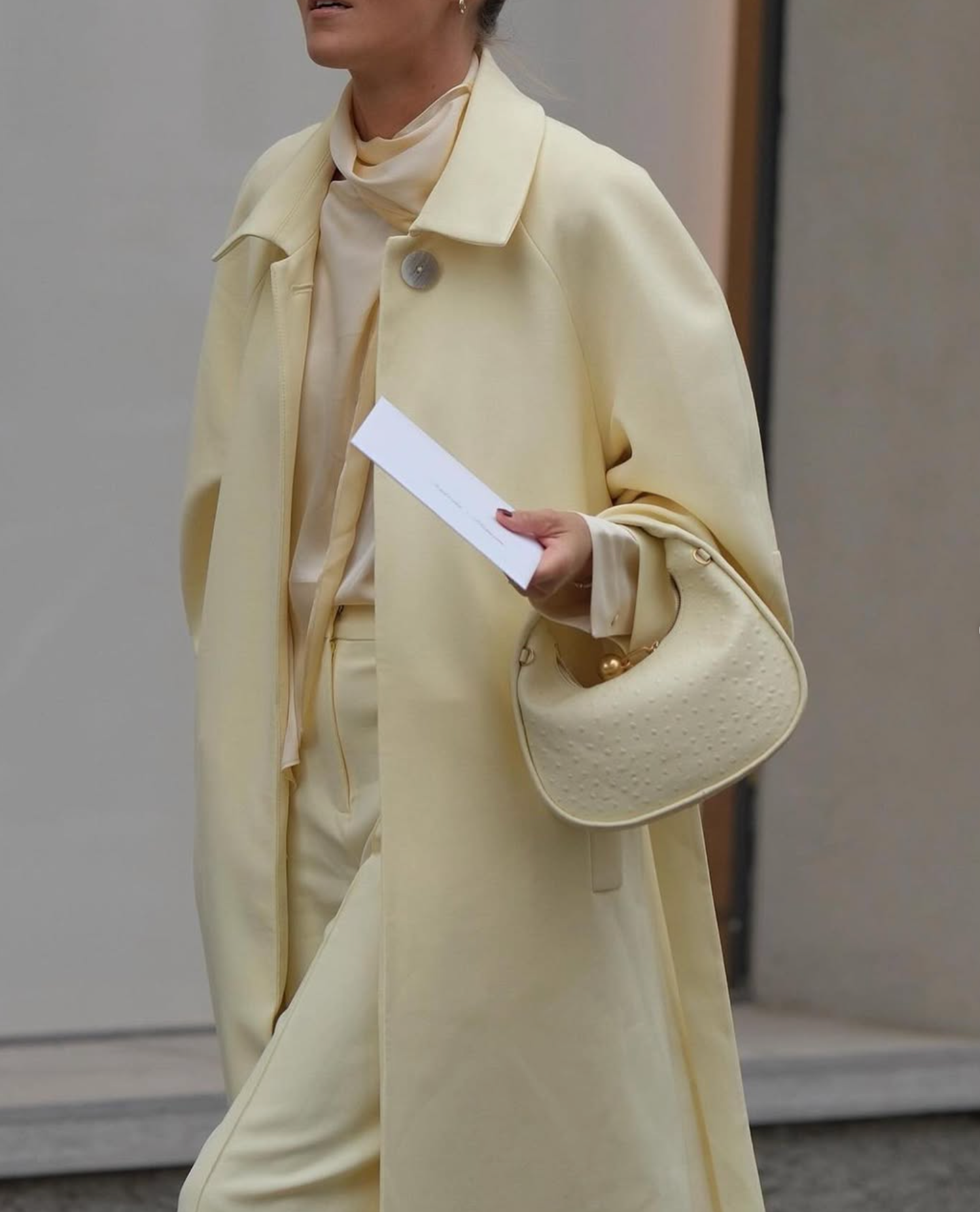 How to wear Butter Yellow: Modest Fashion Style