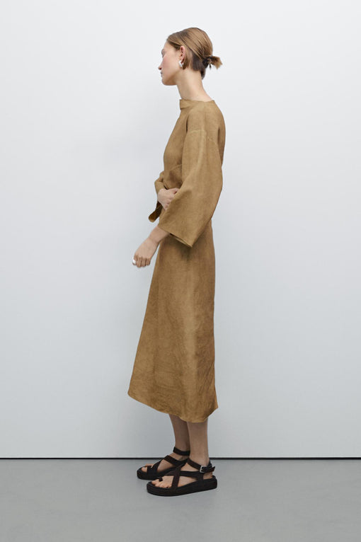 MIDI DRESS WITH SEAM DETAILS
