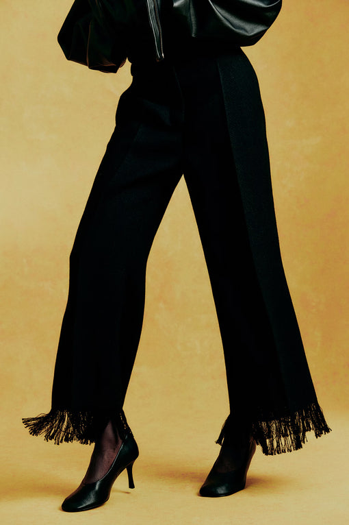 Frayed-hem trousers
