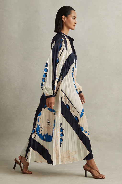 Daiya Printed Pleated Maxi Dress in Blue