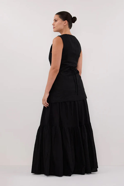BAYLEE BLACK SLEEVELESS LINEN TOP